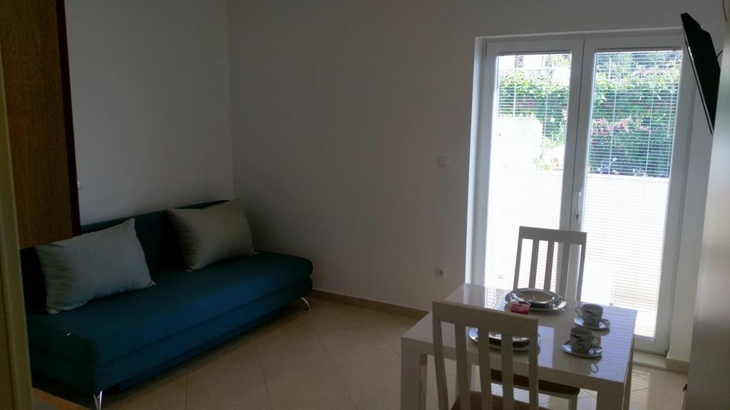 Apartments Marija โตรกีร์ ภายนอก รูปภาพ