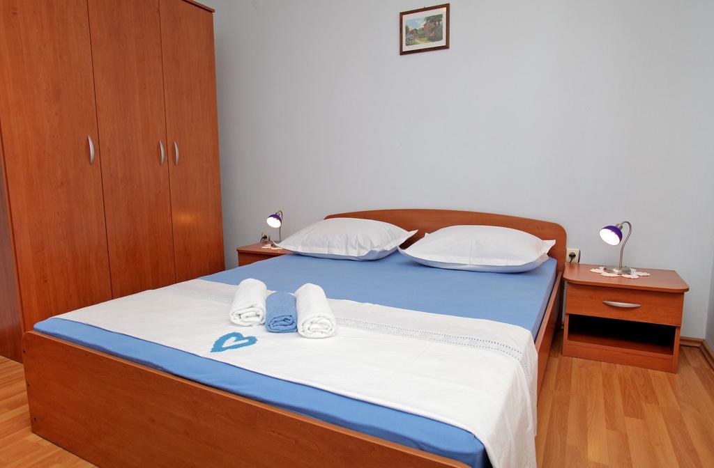 Apartments Marija โตรกีร์ ภายนอก รูปภาพ